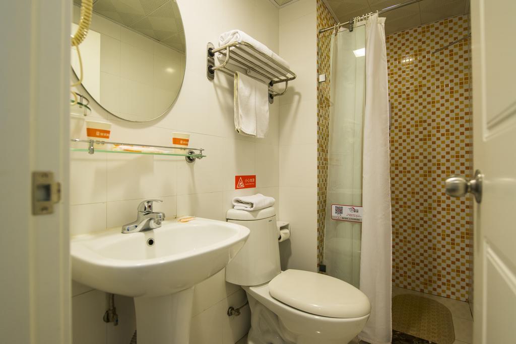 Home Inn Yichang Gezhou Dam מראה חיצוני תמונה