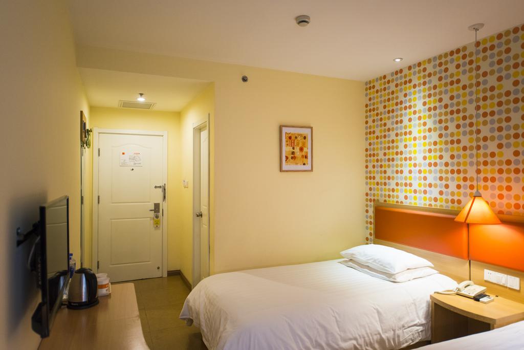 Home Inn Yichang Gezhou Dam מראה חיצוני תמונה