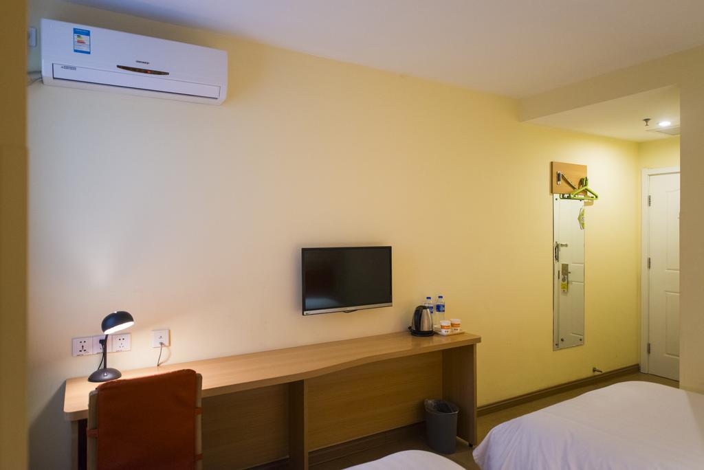Home Inn Yichang Gezhou Dam מראה חיצוני תמונה