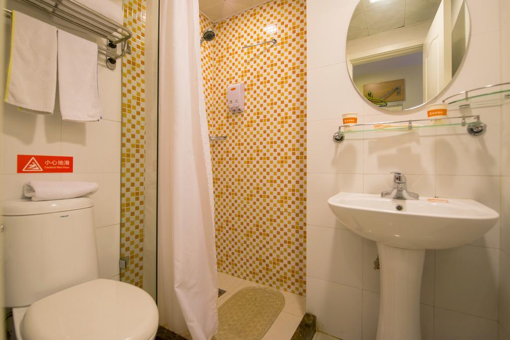 Home Inn Yichang Gezhou Dam מראה חיצוני תמונה